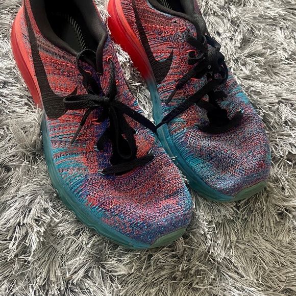 Nike Men's Flyknit Max Blue Lagoon/Black/Brght Crmsn Running Shoes - Picture 2 of 5